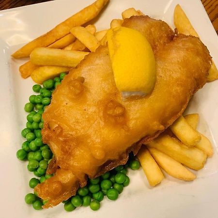 Thistle Inn Cumnock 外观 照片