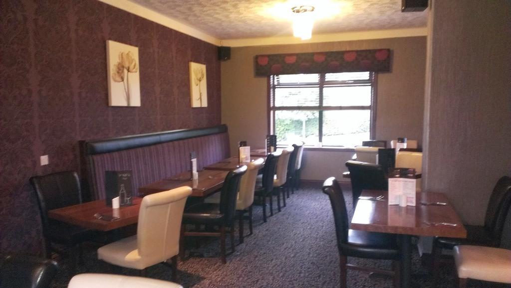 Thistle Inn Cumnock 外观 照片